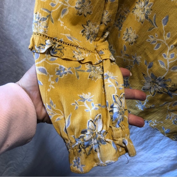 American Rag et Cie peasant blouse bohemian floral gold and light blue L - Picture 3 of 7